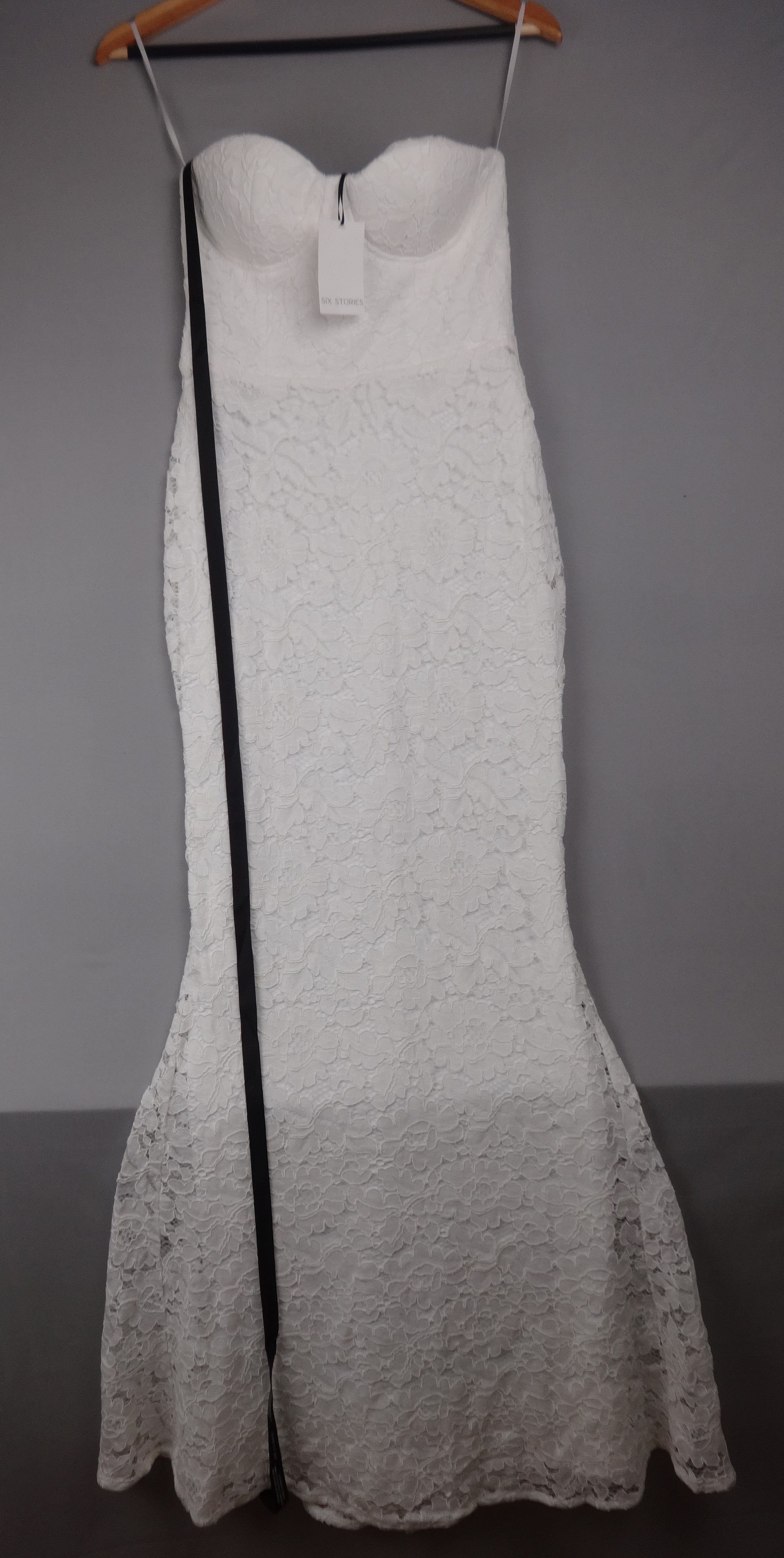 Six Stories Bridal Lace Bandeau Maxi Dress in White – UK 8