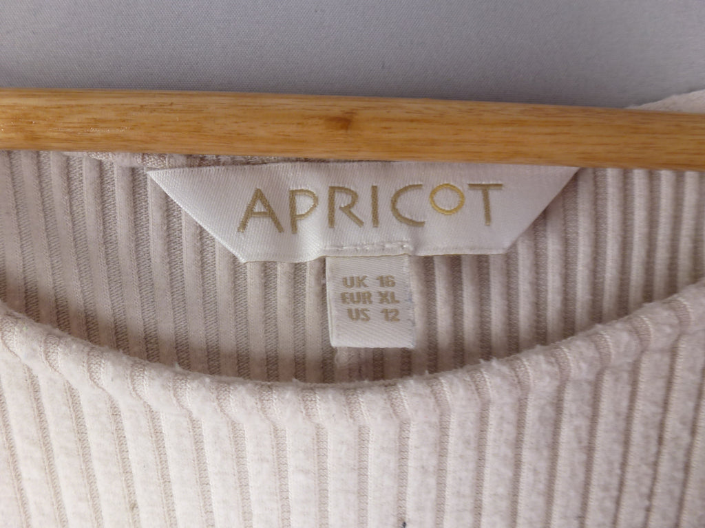 Apricot Jumper Cream