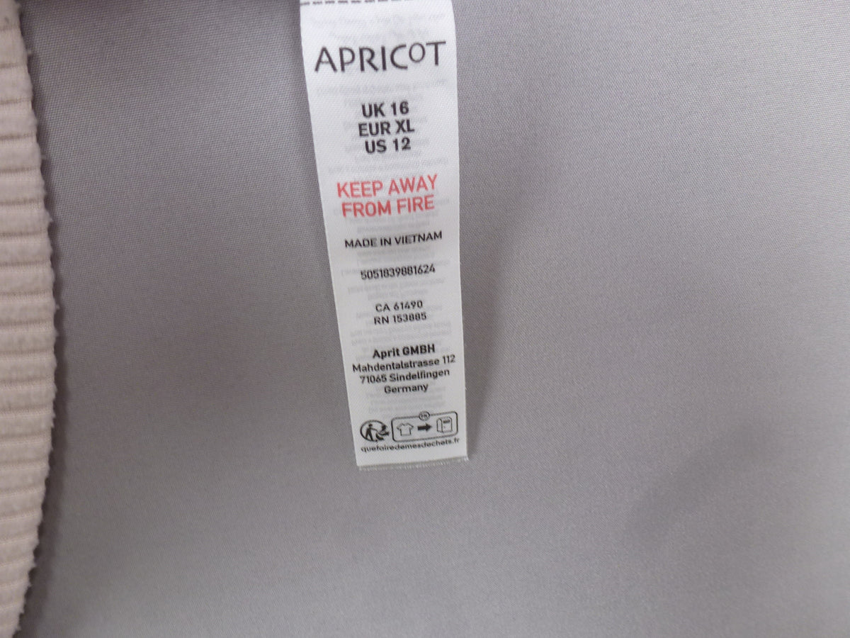 Apricot Jumper Cream