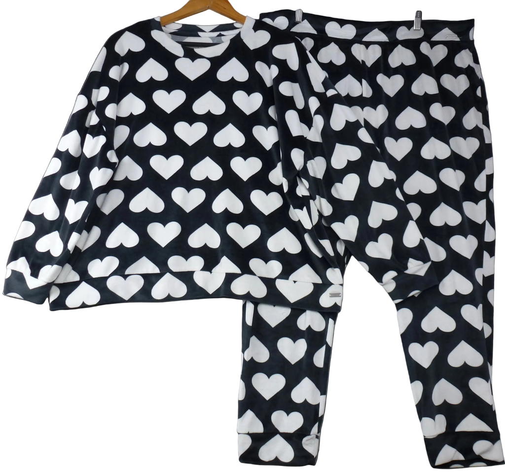 F&F Pyjama Set Black White Heart Print
