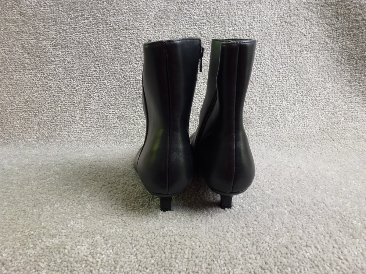 TU Ankle Boots Womens UK 4 Black Pointed Toe Kitten Heel Zip Smart Office Casual