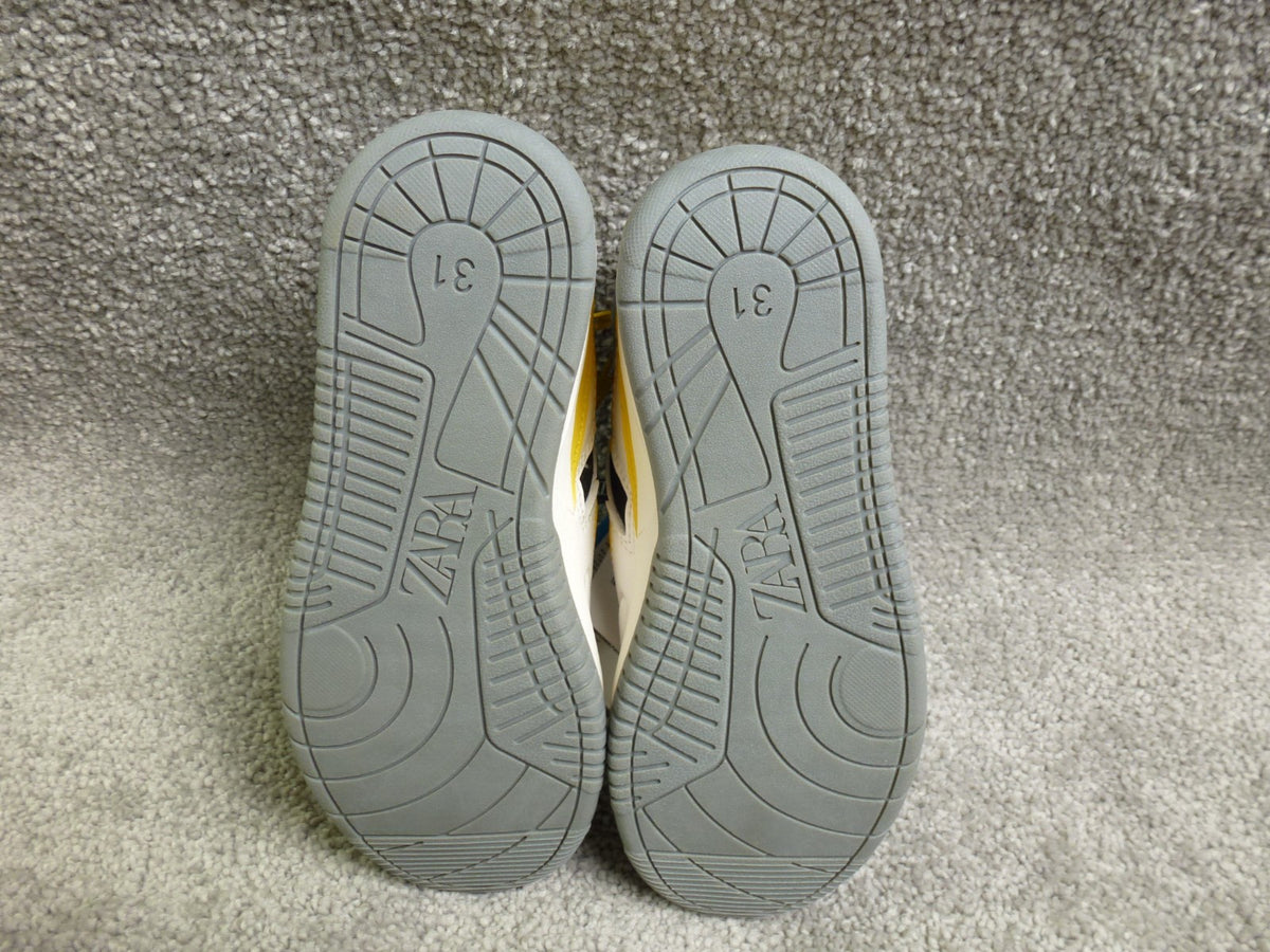 Zara Trainers Kids UK 13 EU 31 Stumble Guys High Top Zip Lace Up Gaming BNWT